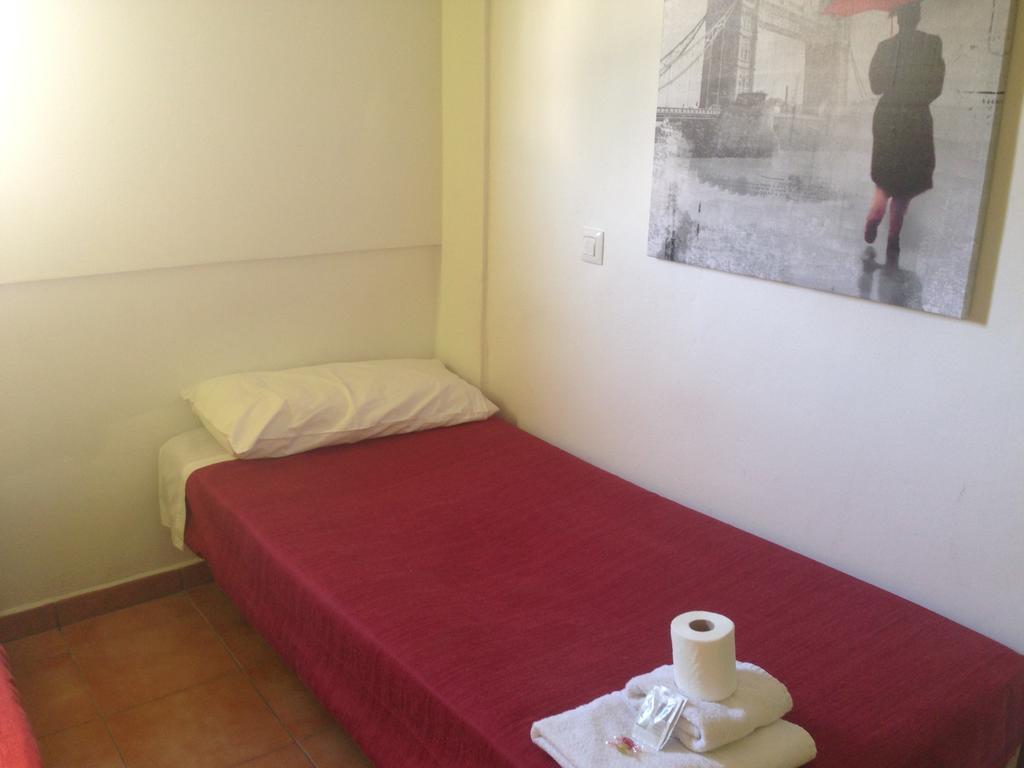 Albergue Juvenil New Age Hostel Palma de Mallorca Pokoj fotografie